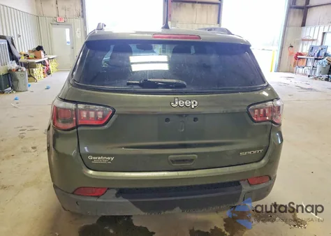 2018 Jeep Compass Sport z USA, uszkodzony, nr VIN 3C4NJCAB2JT286362
